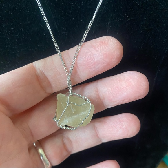 Hand Crafted Wire Wrapped Citrine Crystal Pendant Necklace - Picture 4 of 6